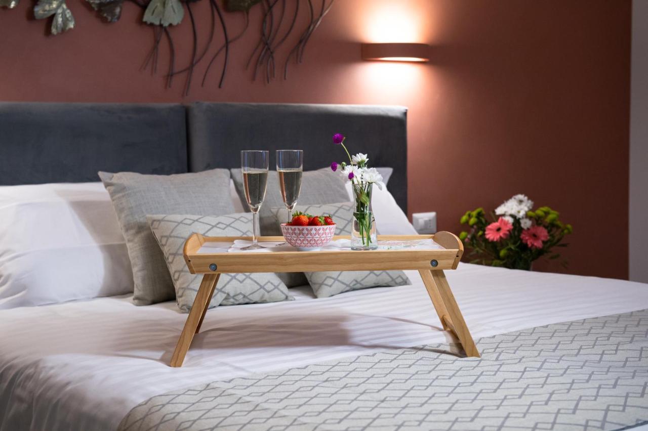Clover - 13 Piazza Pio XI Рим Екстер'єр фото