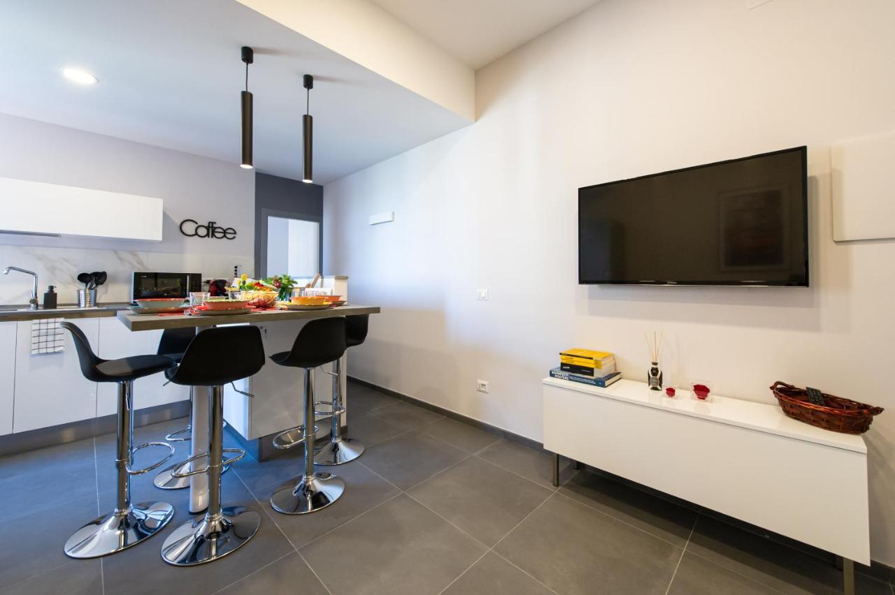 Clover - 13 Piazza Pio XI Рим Екстер'єр фото